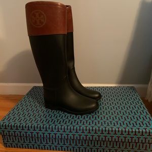 Tory Burch Diana Rainboots